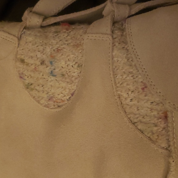 Boots - Picture 14 of 15